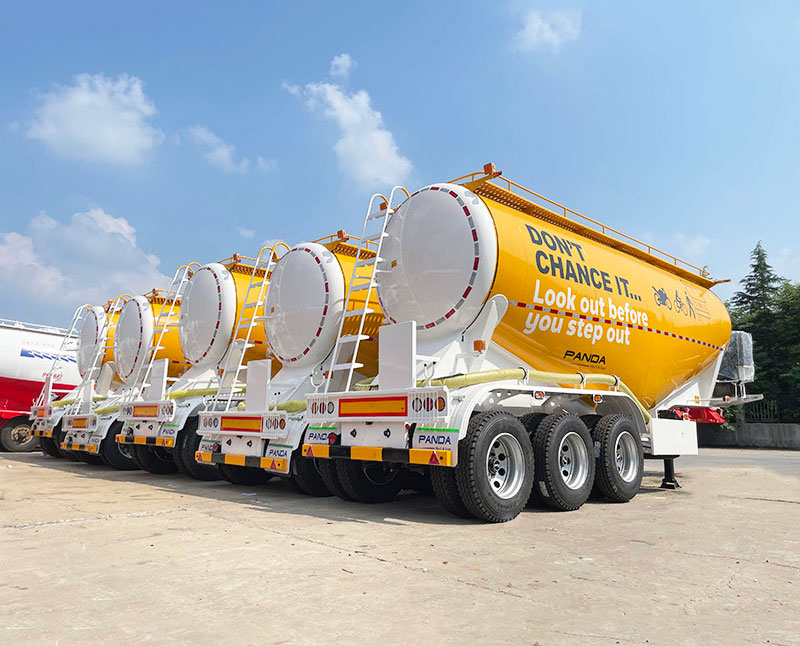 Banana-Shape-Cement-Bulker